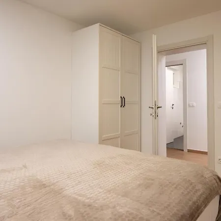 With A Parking Space - 23861 Appartement Opatija