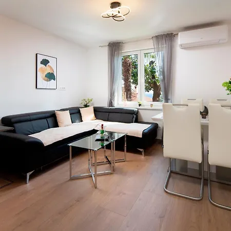 דירה With Parking Space - 23861 *